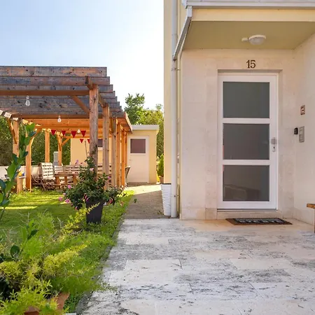 Apartment Stunning In With Wifi Malinska