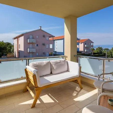 דירה Awesome In With House Sea View מאלינסקה