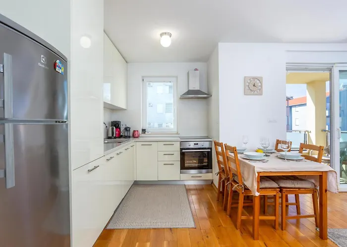 Awesome In With House Sea View Apartmán Malinska