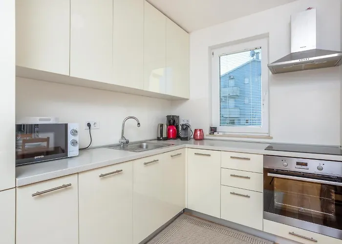 Awesome In With House Sea View Apartmán Malinska
