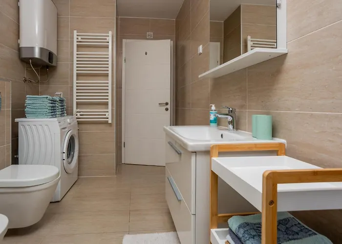 Awesome In With House Sea View Apartmán Malinska